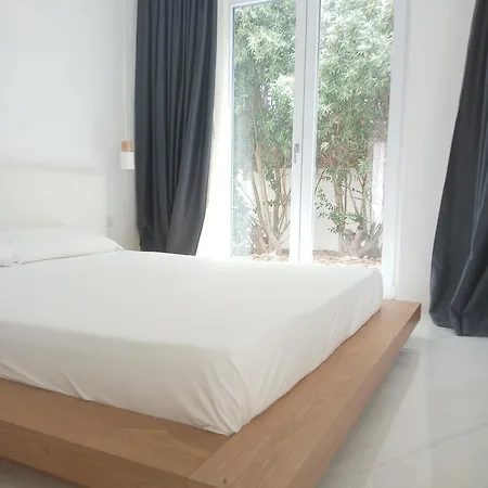 Smart Luxury & Aparthotel 4*
