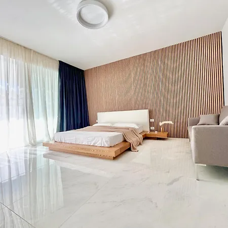 Smart Luxury & * Orosei