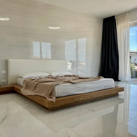 Smart Luxury &