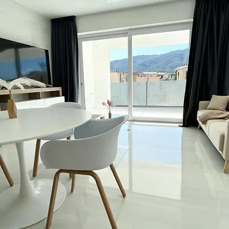 Smart Luxury & Apart-hotel 4*